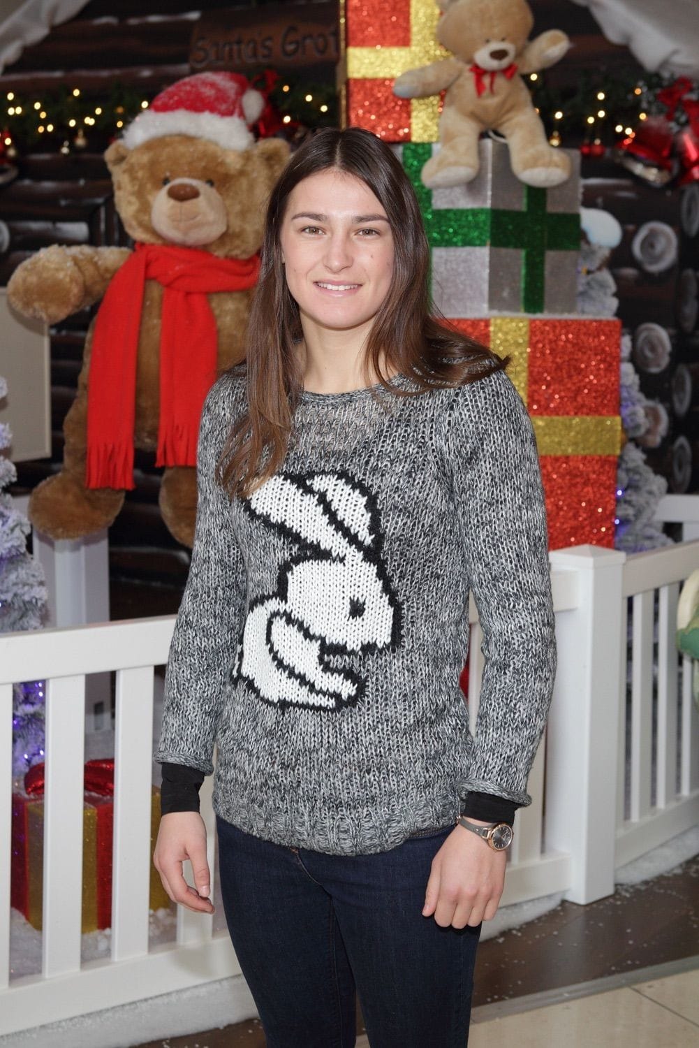 Sensational Irish boxer Katie Taylor is out and about doing her Christmas shopping