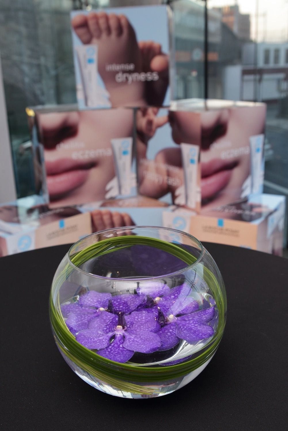 A photograph of the centrepiece on a pod table at a Laroche Posay product launch in the Royal Hibernian Academy of Arts Gallery, Dublin